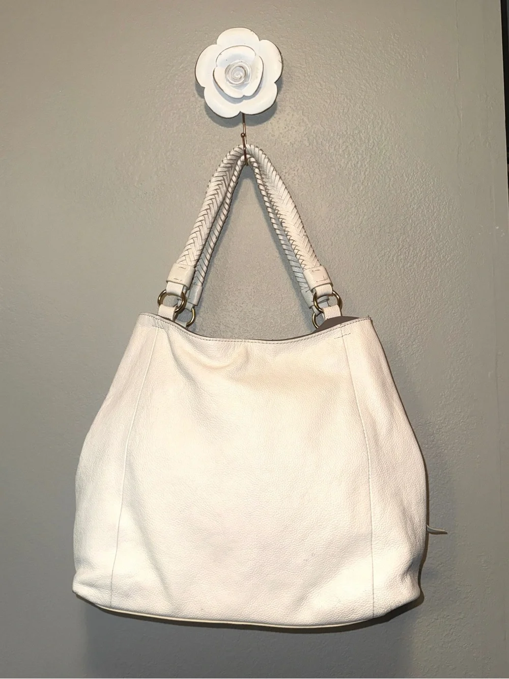 Vince Camuto VV-SIGNE-TO White Swan Pebbled Leather Hobo Handbag Braided Handle